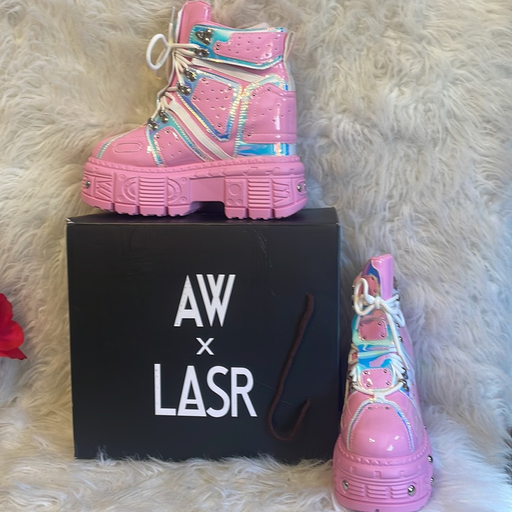 LASR Booties - Picture 3 of 8